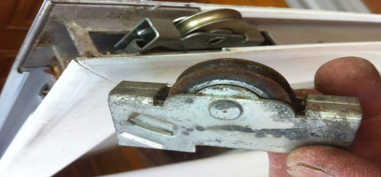 screen door roller repair in Vista